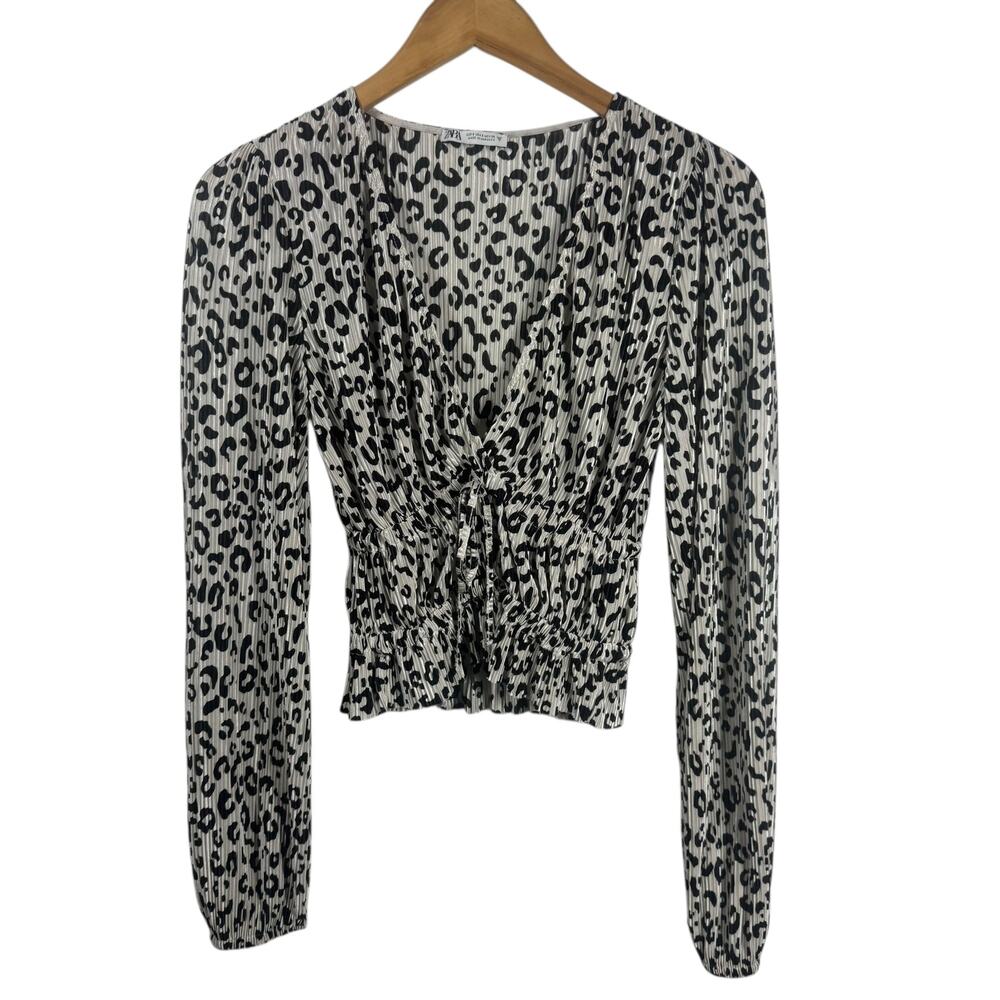 Zara Top Women S Black Cream Animal Print Smocked Blouse Ruffle Mob Wife Leopard